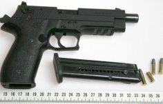 pistol2.jpg pistol2.jpg